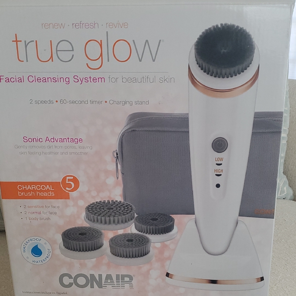 True Glow Facial Cleansing System - White and Gray NIB